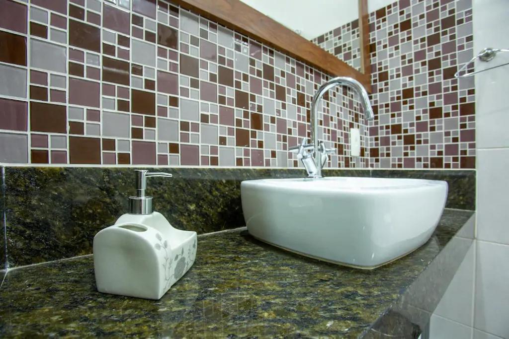 ホテルAlt House 706 Norte ブラジリア エクステリア 写真